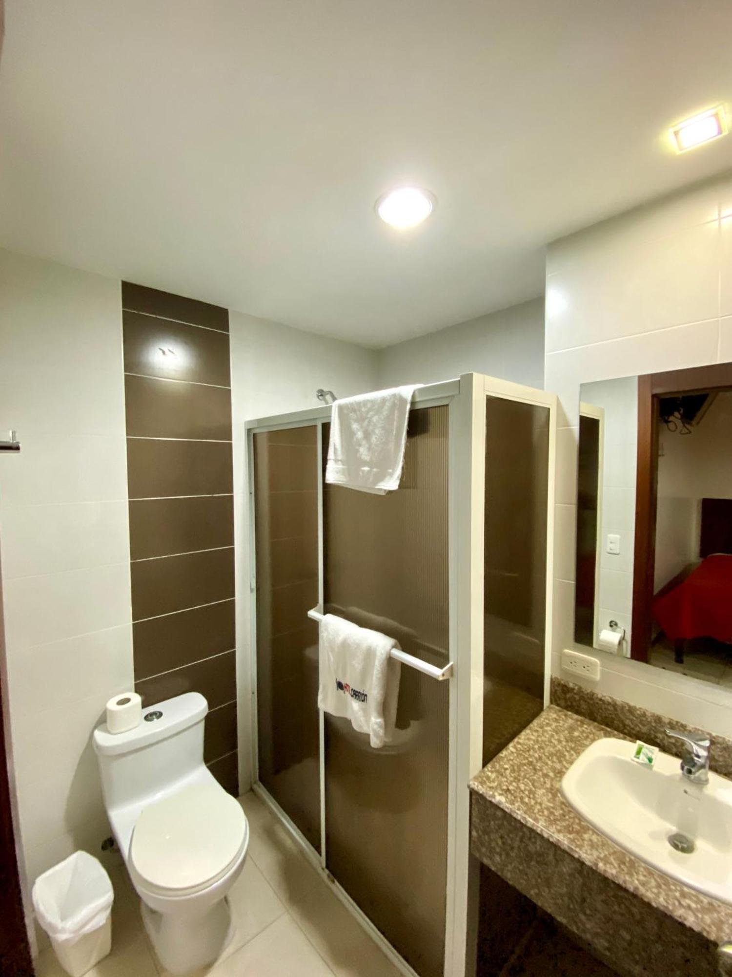 Hotel Carrion Loja Bilik gambar