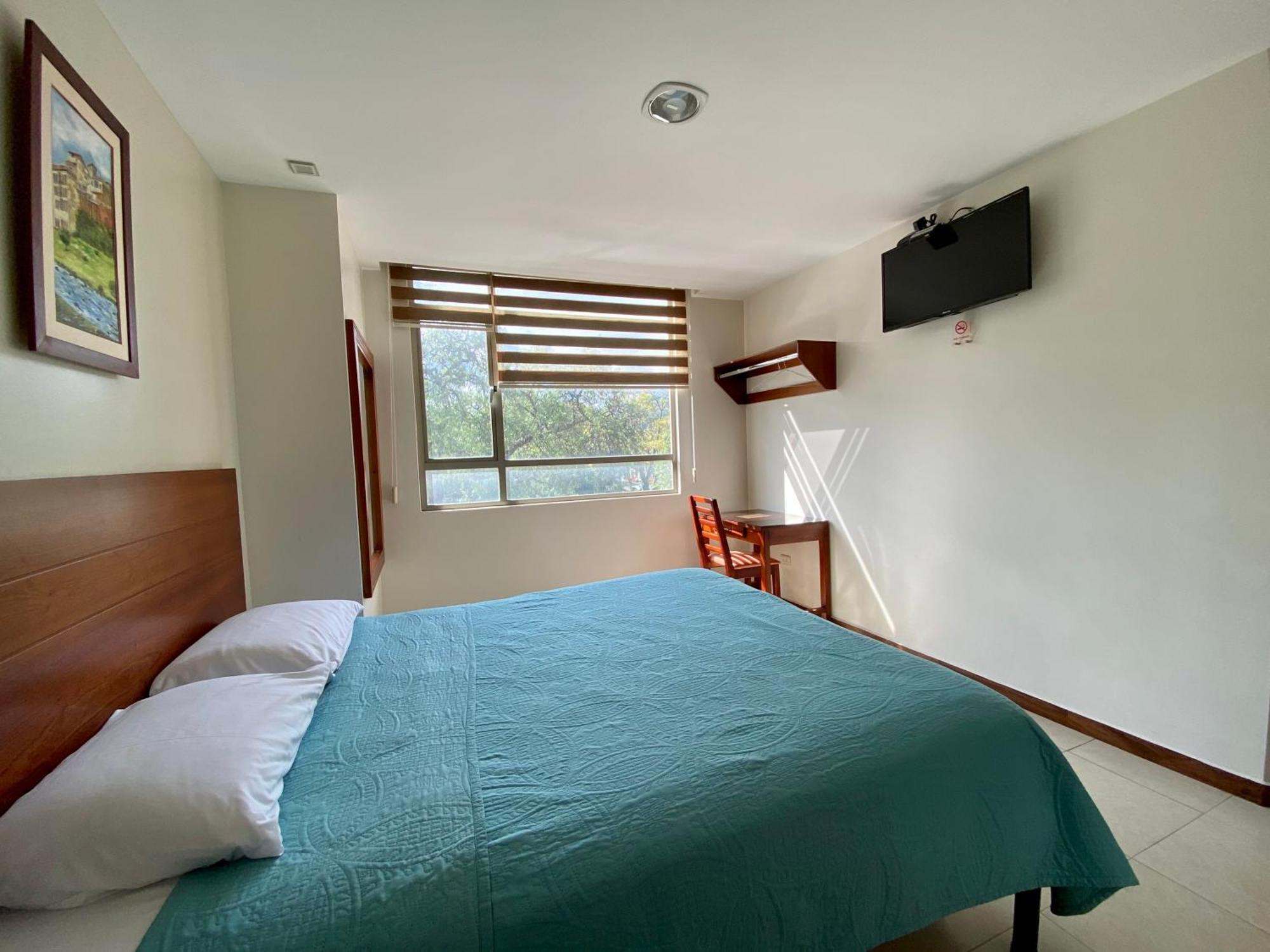 Hotel Carrion Loja Bilik gambar